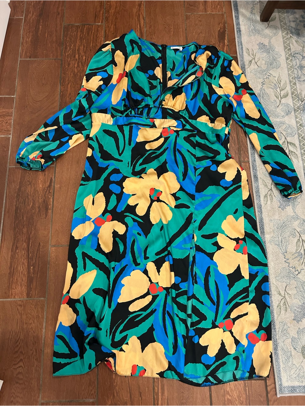 ASOS curve size 22 front cut out tropical dress